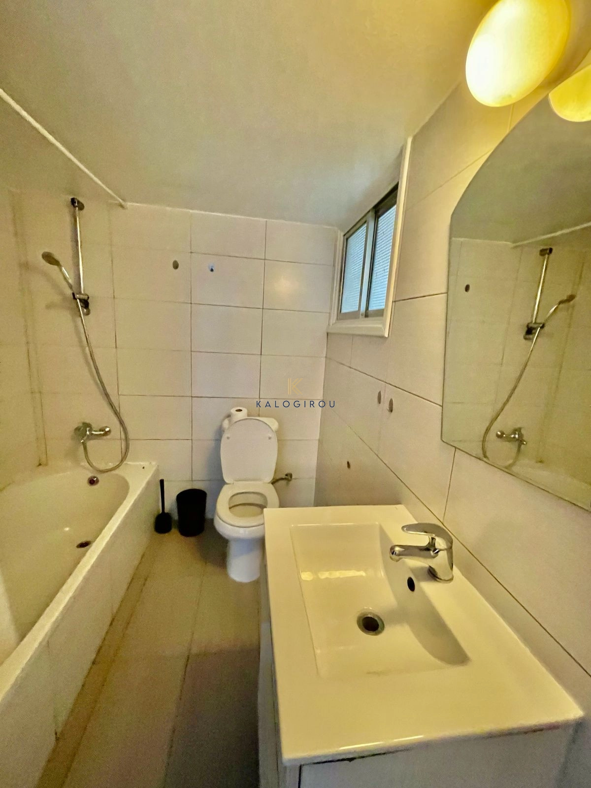 991m² Building for Sale in Larnaca District
