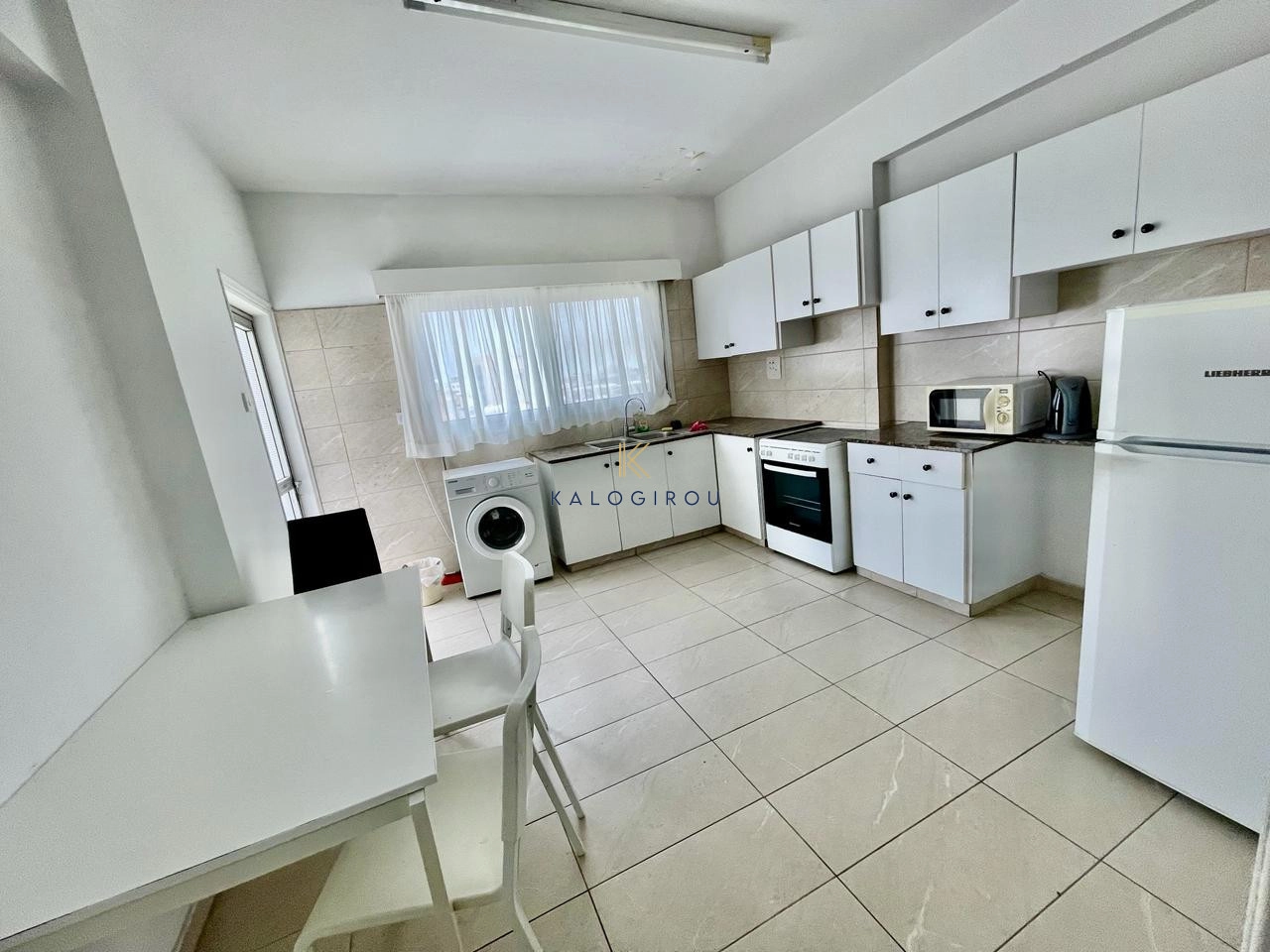 991m² Building for Sale in Larnaca District