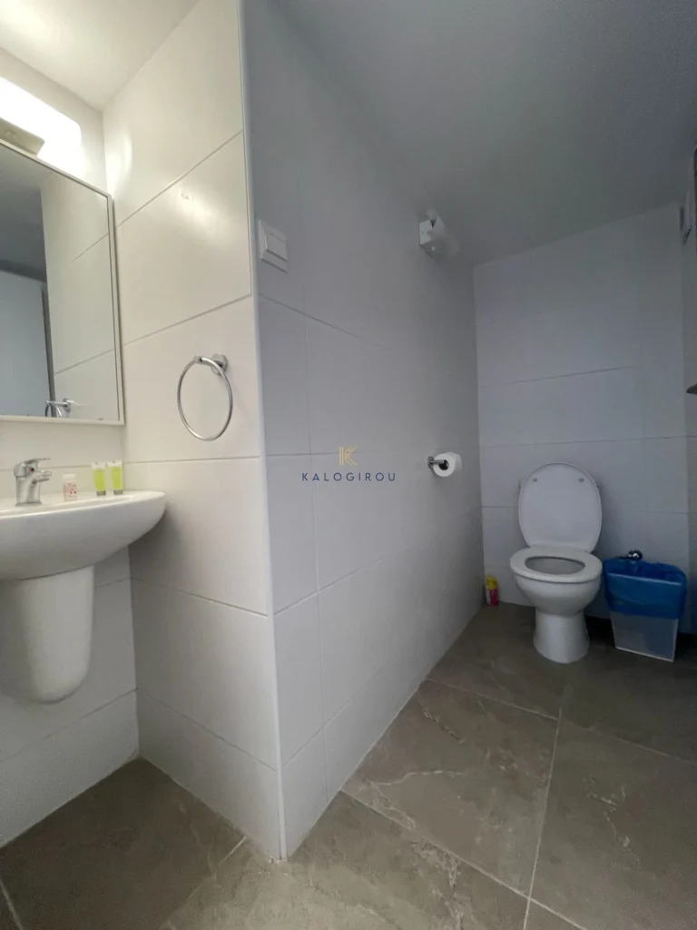 991m² Building for Sale in Larnaca District