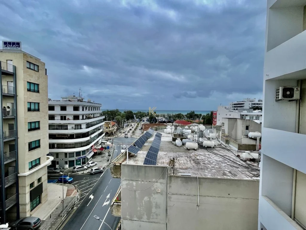 991m² Building for Sale in Larnaca District