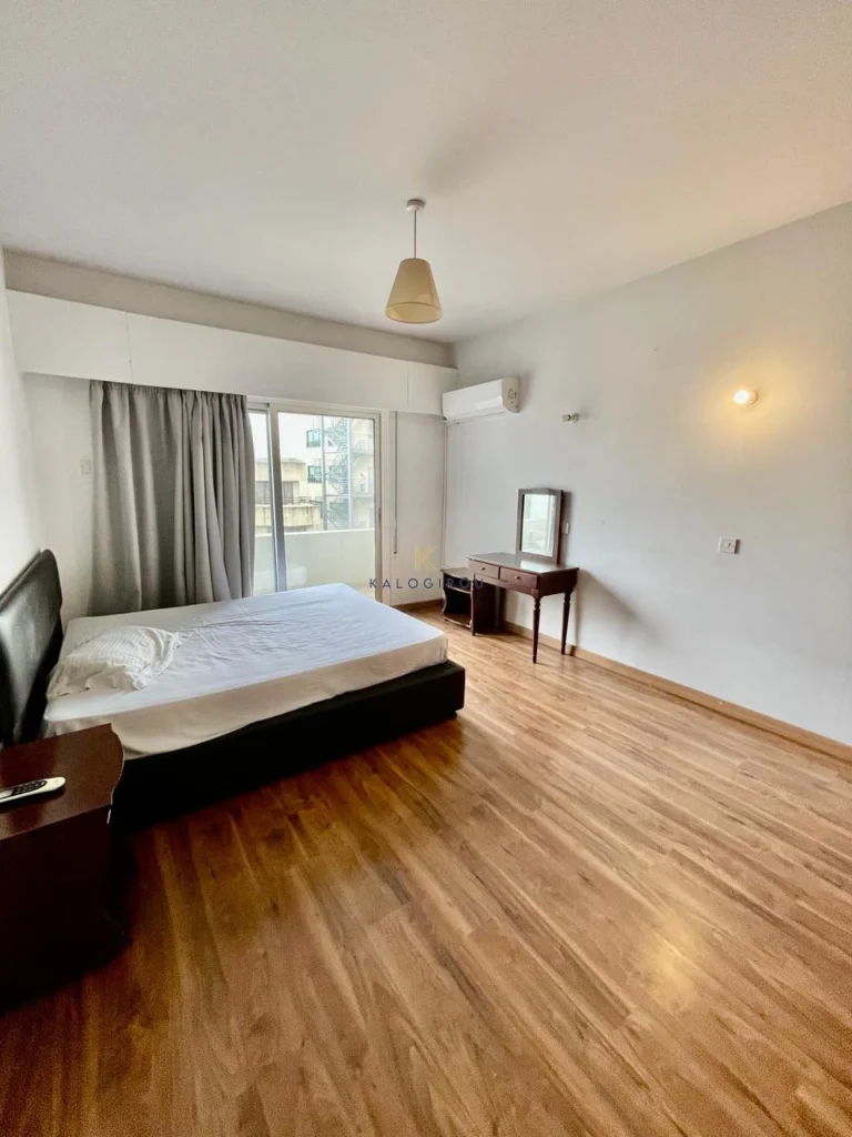991m² Building for Sale in Larnaca District