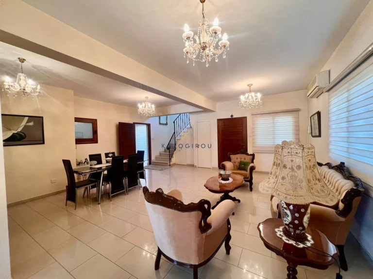 Cheap Houses and Villas for Sale Larnaca up to 800000 euro