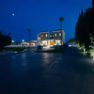 5 Bedroom House for Sale in Kouklia, Paphos District