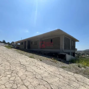 4 Bedroom House for Sale in Akrounta, Limassol District