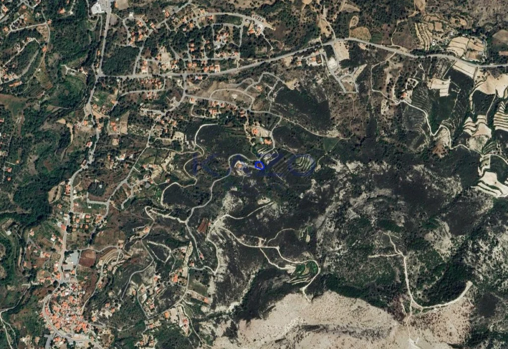 989m² Plot for Sale in Trimiklini, Limassol District