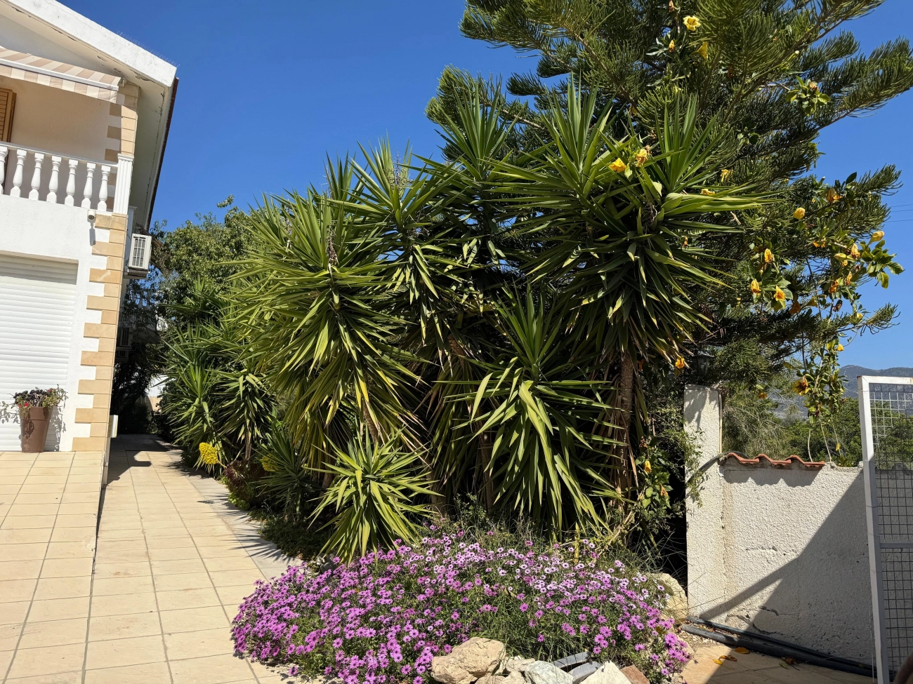4 Bedroom House for Rent in Parekklisia, Limassol District