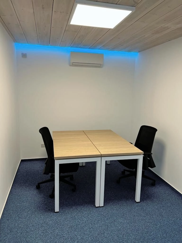 100m² Office for Rent in Larnaca – Agios Nikolaos, Limassol District