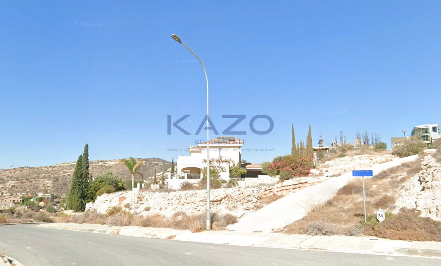 1,013m² Plot for Sale in Agios Tychonas, Limassol District