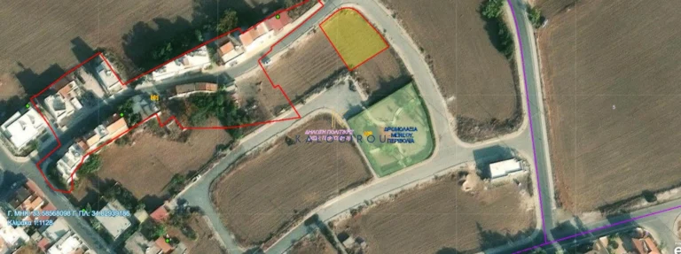 658m² Plot for Sale in Pervolia Larnacas