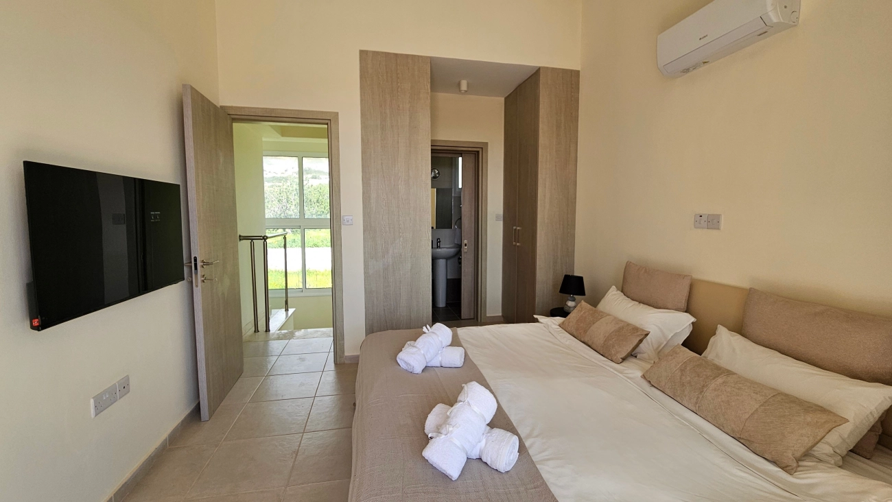 3 Bedroom House for Sale in Pegeia, Paphos District