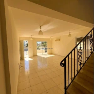3 Bedroom House for Sale in Pervolia Larnacas
