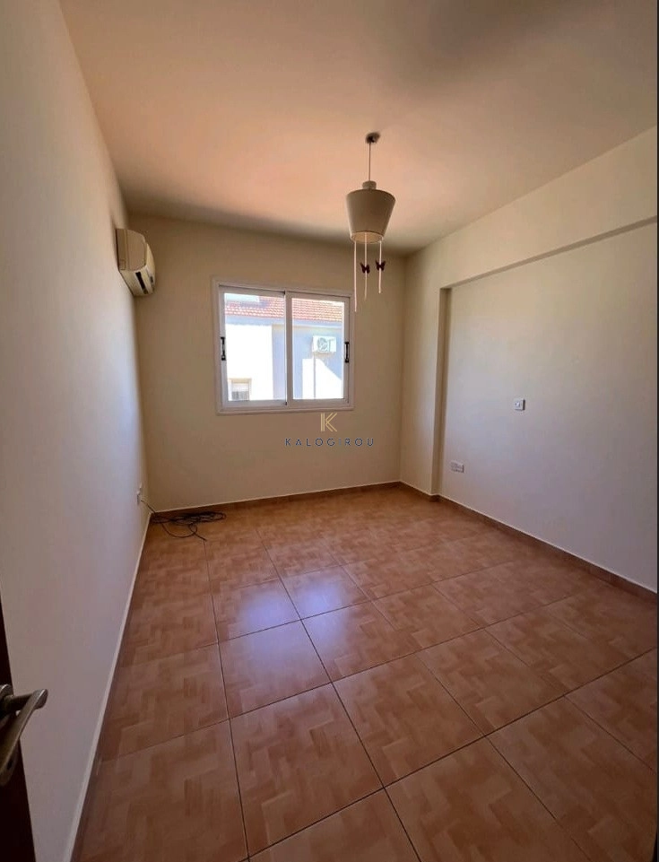 Cheap Houses and Villas for Sale Larnaca up to 300000 euro