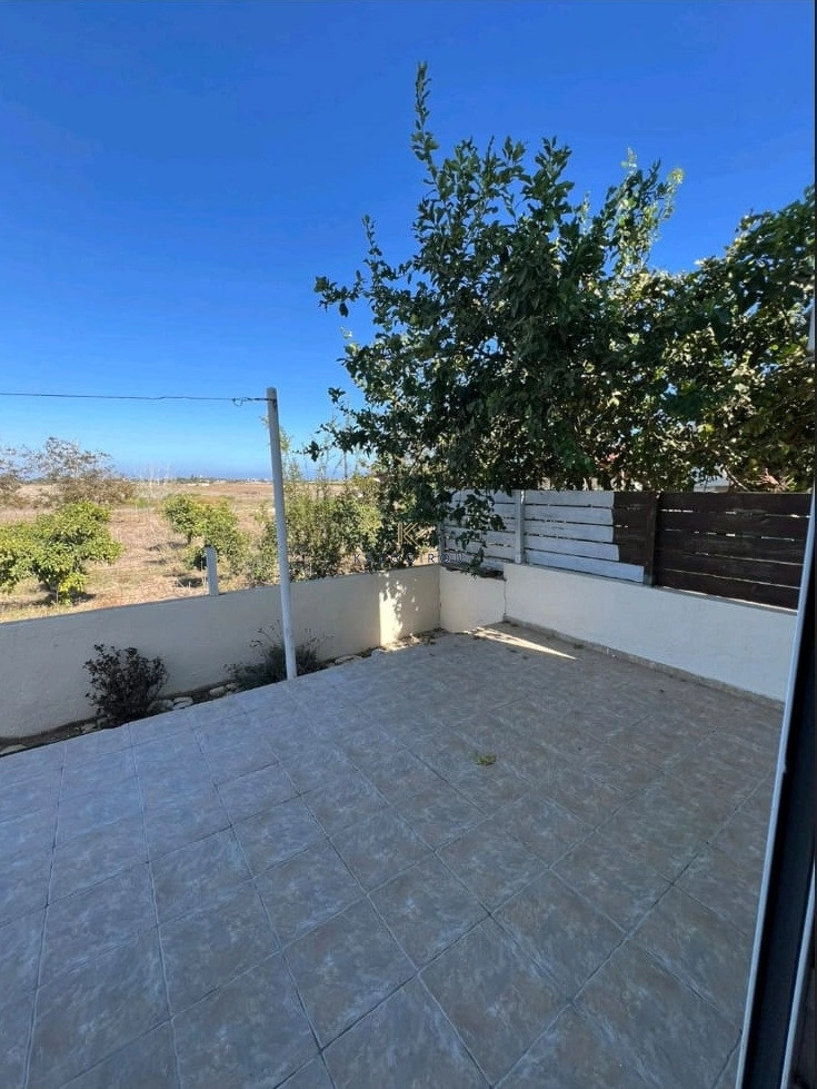 Cheap Houses and Villas for Sale Larnaca up to 300000 euro