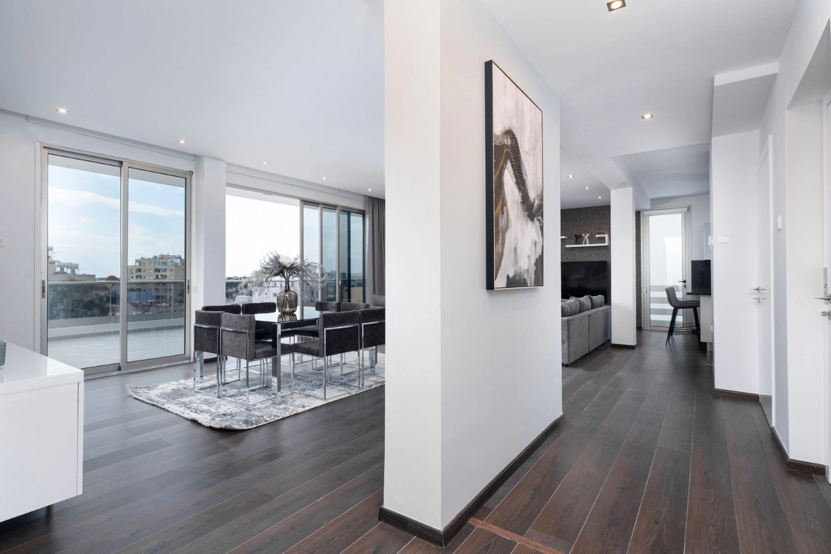 6+ Bedroom Apartment for Sale in Larnaca – Finikoudes