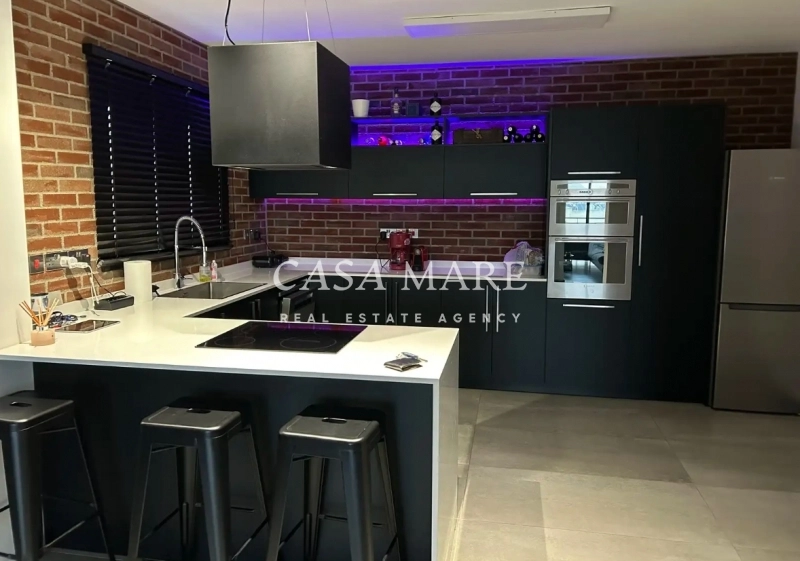 4 Bedroom Apartment for Sale in Engomi, Nicosia District