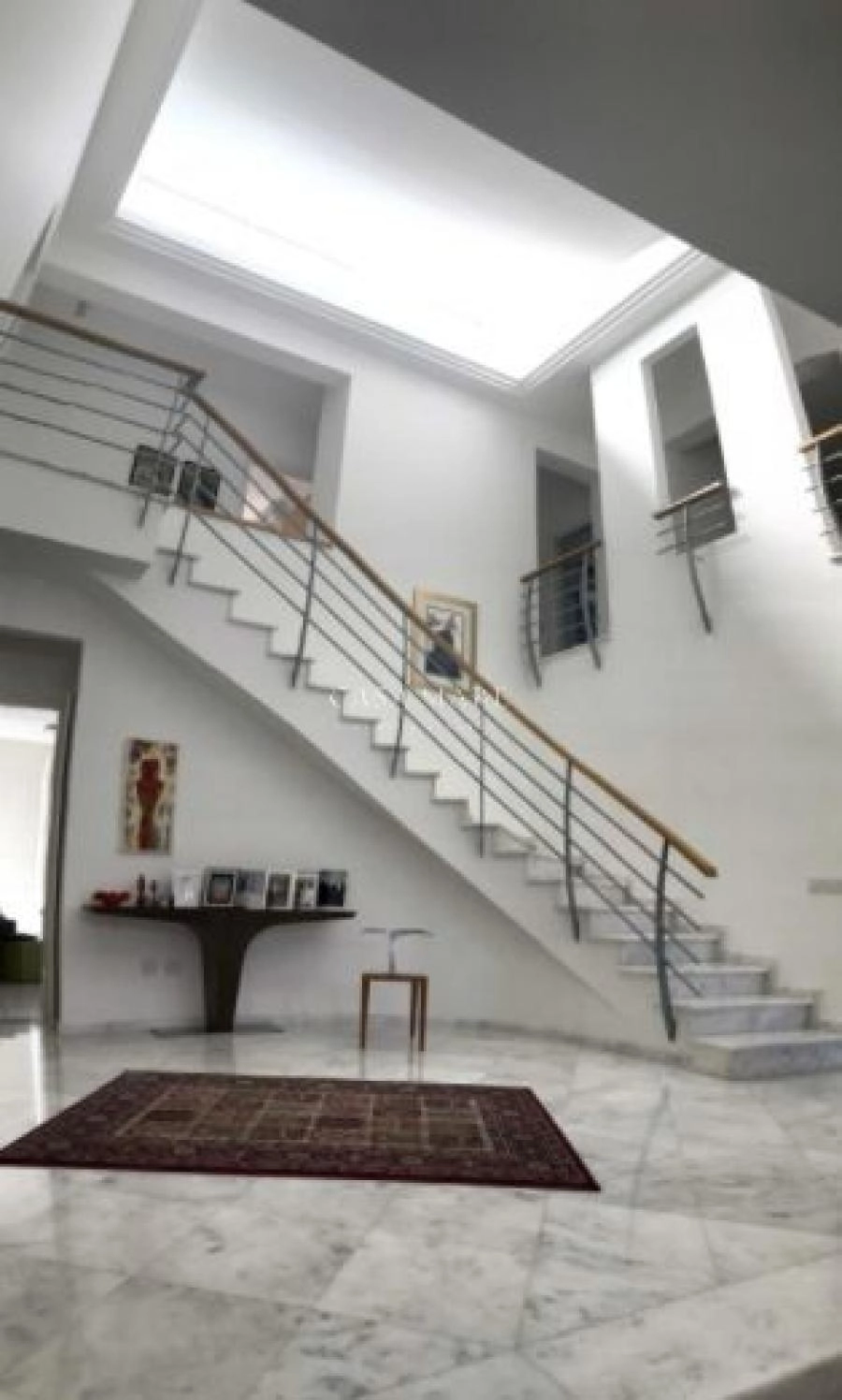 5 Bedroom House for Sale