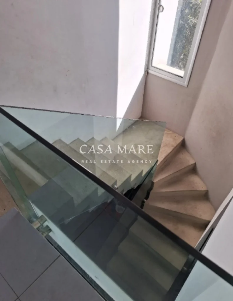 4 Bedroom House for Sale