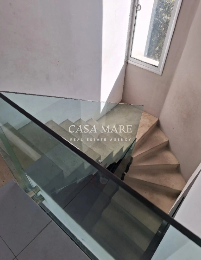 4 Bedroom House for Sale