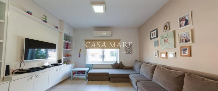 4 Bedroom House for Sale