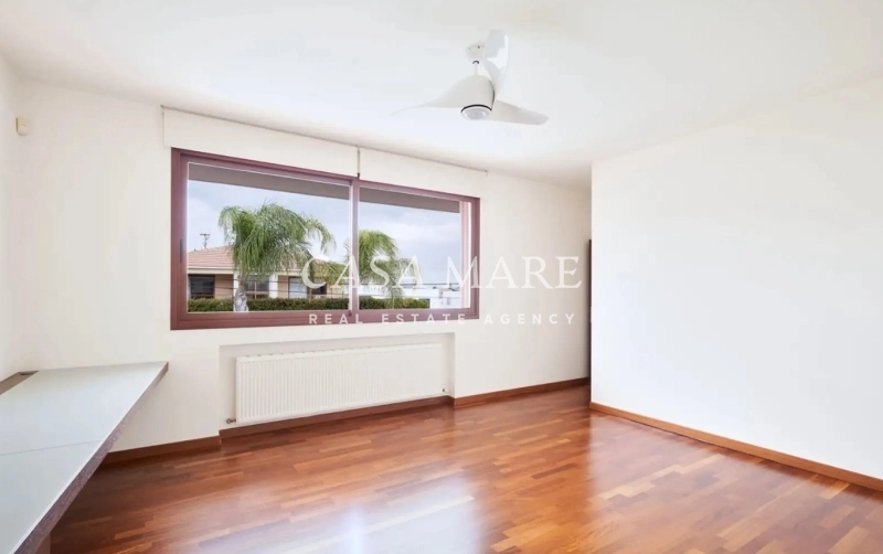6+ Bedroom House for Sale in Strovolos