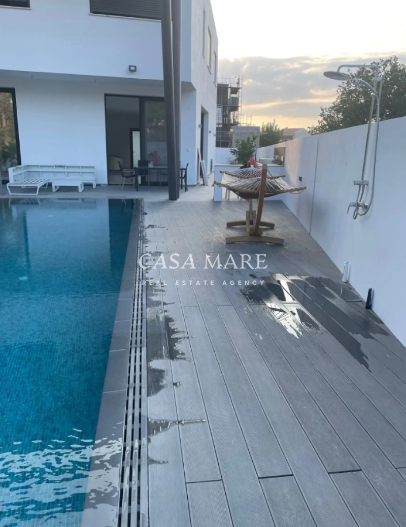 5 Bedroom House for Rent