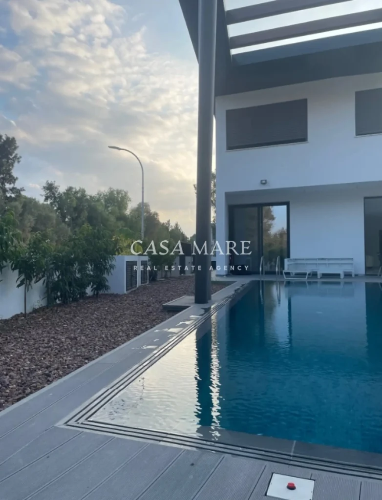 5 Bedroom House for Rent