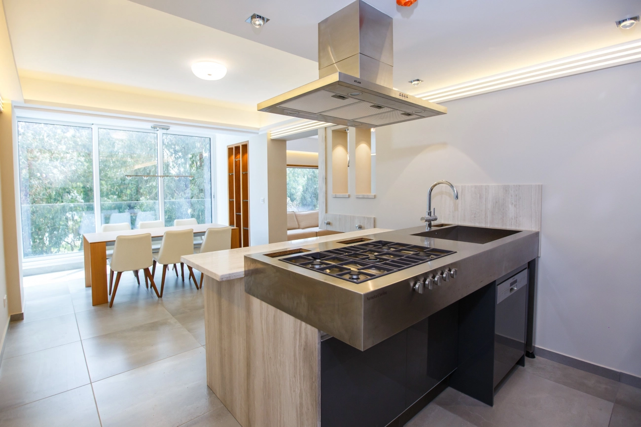 3 Bedroom Apartment for Rent in Potamos Germasogeias, Limassol District