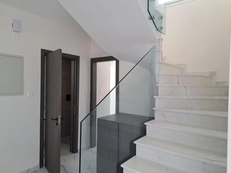 Cheap Houses and Villas for Sale Larnaca up to 600000 euro