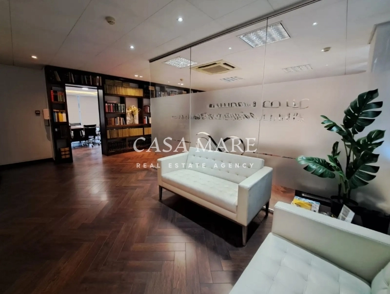339m² Office for Sale