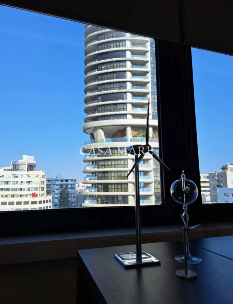 339m² Office for Sale