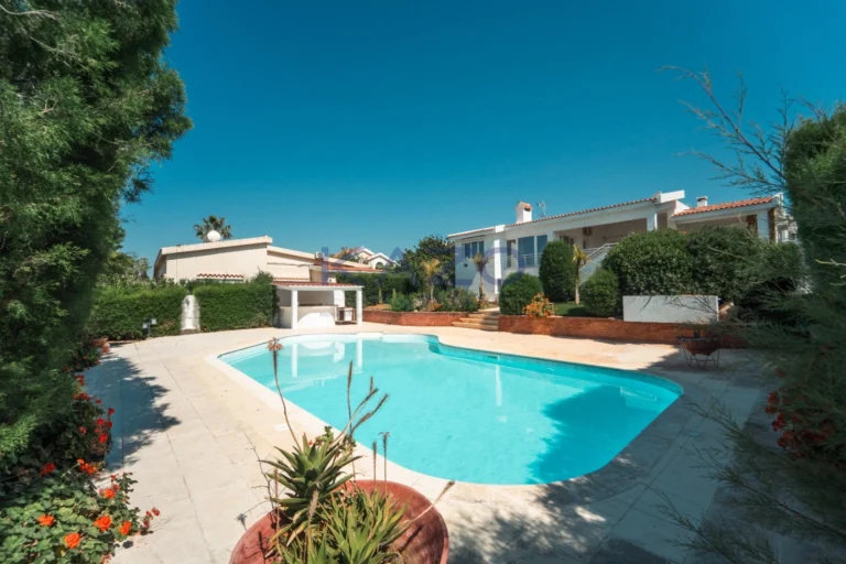 5 Bedroom House for Rent in Limassol – Agia Fyla
