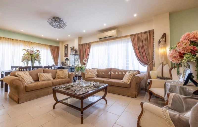 4 Bedroom House for Sale