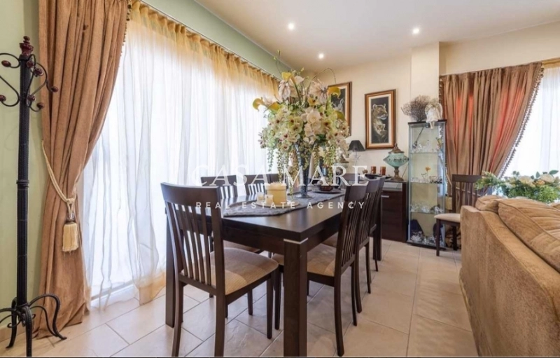 4 Bedroom House for Sale