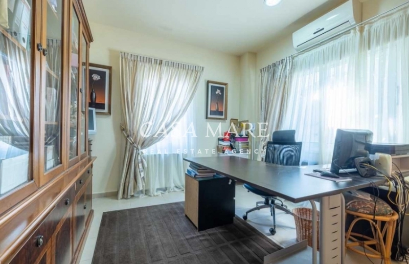 4 Bedroom House for Sale