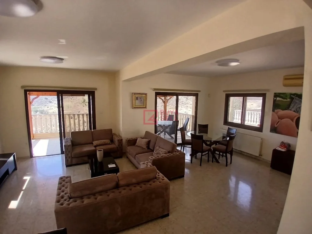 3 Bedroom House for Rent in Monagroulli, Limassol District