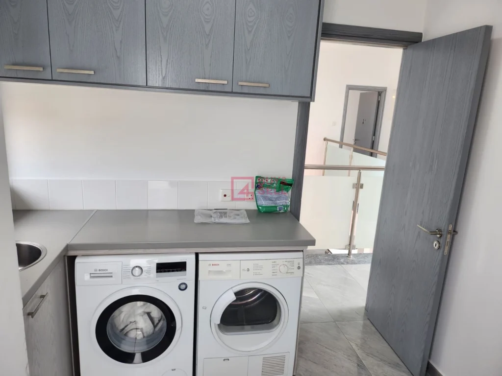 5 Bedroom House for Rent in Germasogeia, Limassol District