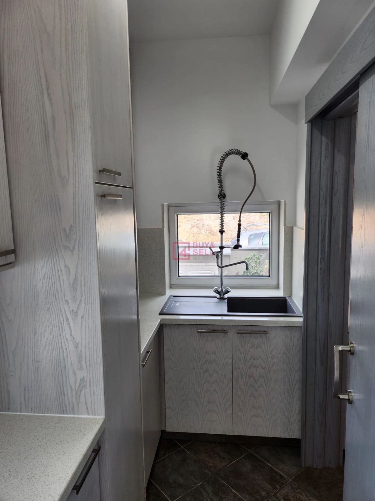 5 Bedroom House for Rent in Germasogeia, Limassol District