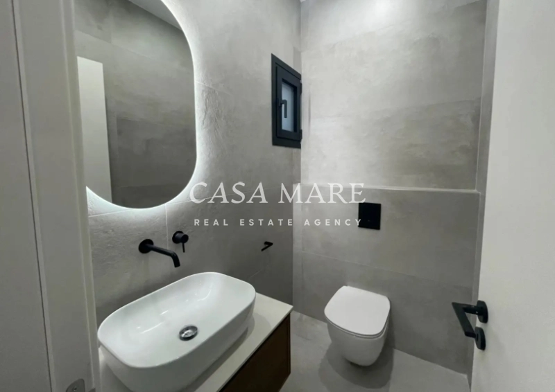 200m² Office for Rent in Limassol – Apostolos Andreas