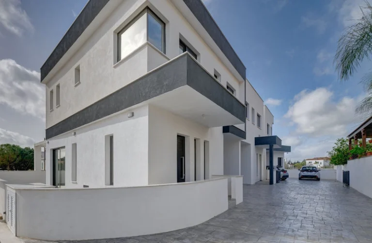 Cheap Houses and Villas for Sale Famagusta
