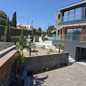 4 Bedroom House for Sale in Paphos – Anavargos