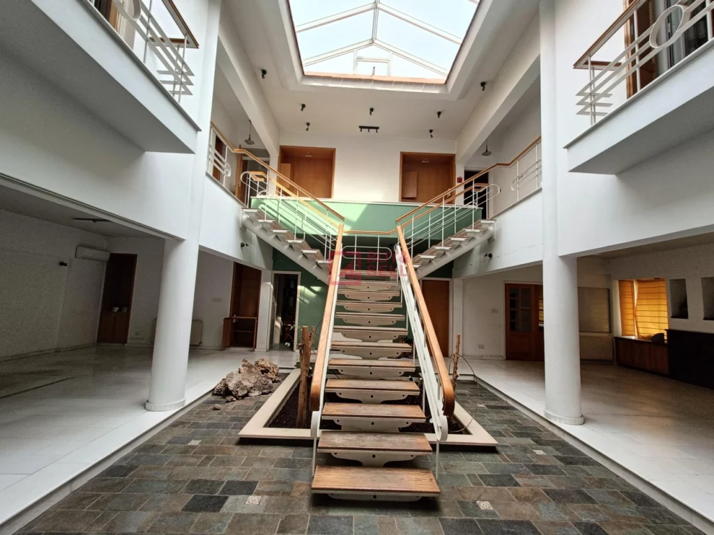 500m² Office for Rent in Limassol – Petrou kai Pavlou
