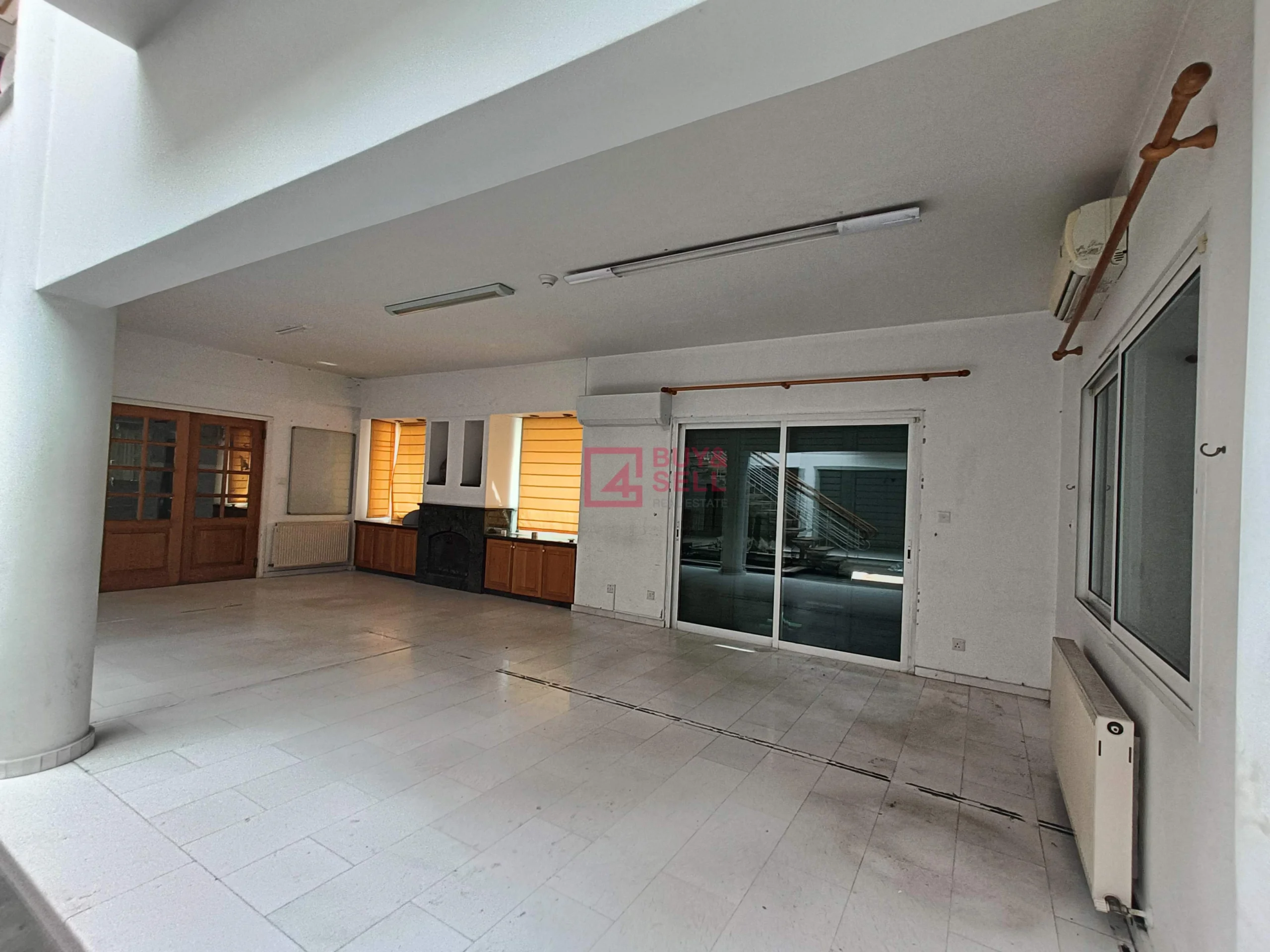 500m² Office for Rent in Limassol – Petrou kai Pavlou