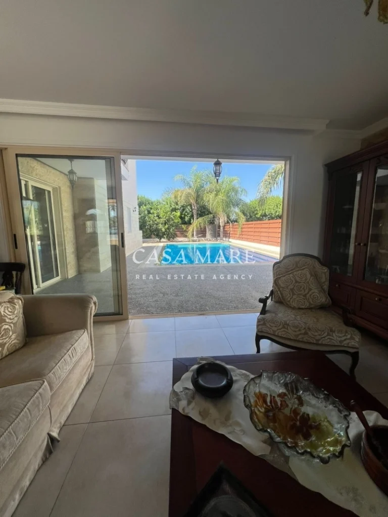 4 Bedroom House for Sale