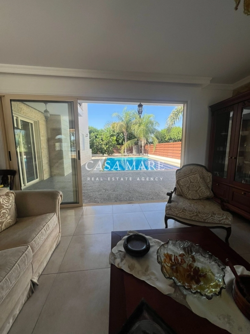 4 Bedroom House for Sale