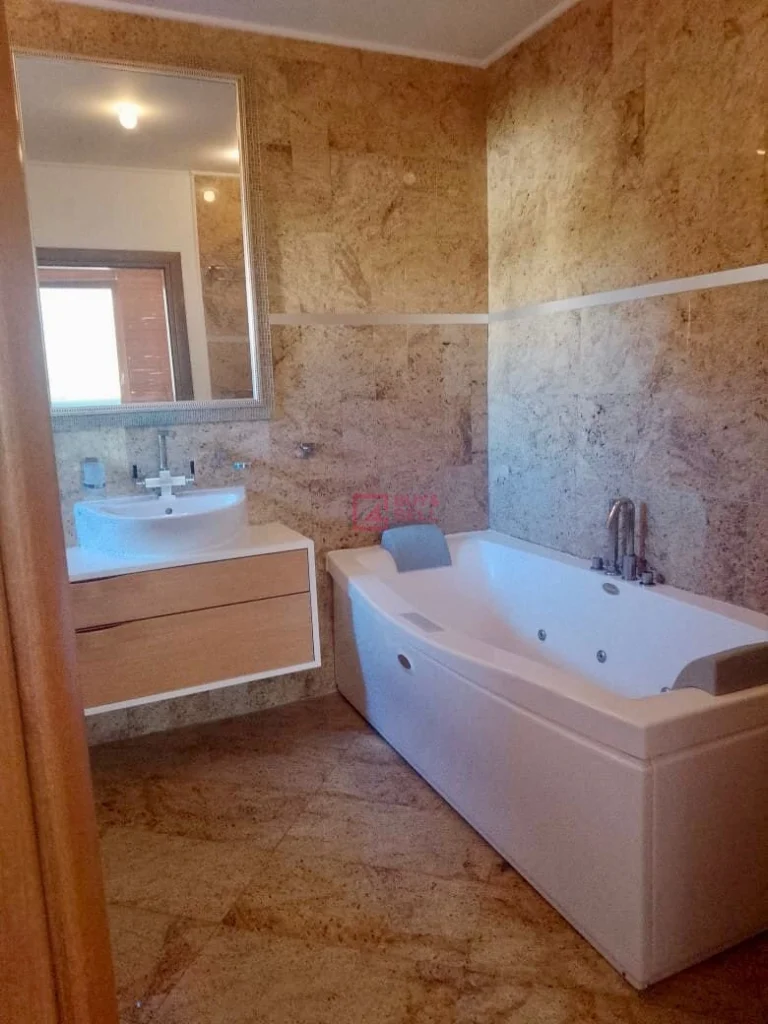 4 Bedroom Apartment for Rent in Germasogeia – Tourist Area, Limassol District