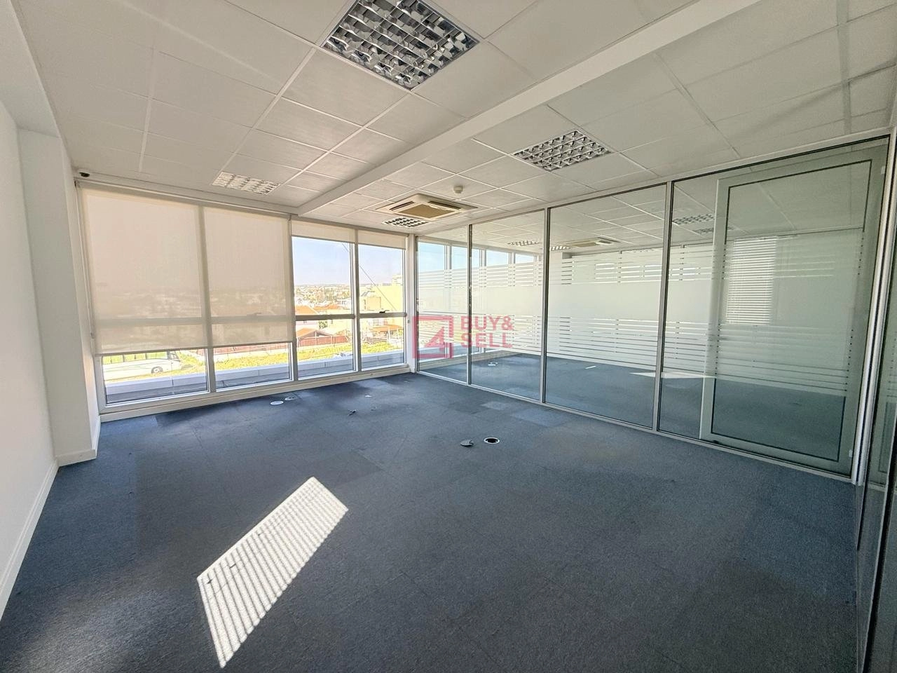 400m² Office for Rent
