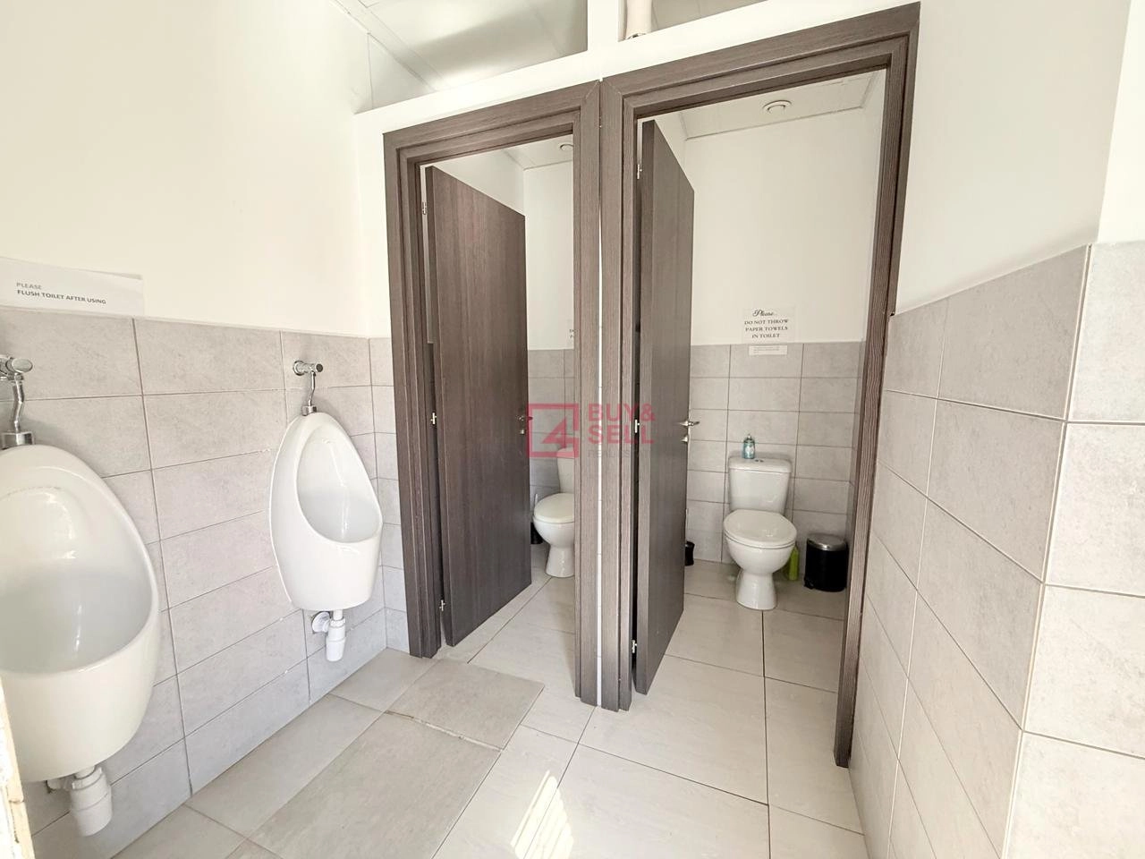 400m² Office for Rent