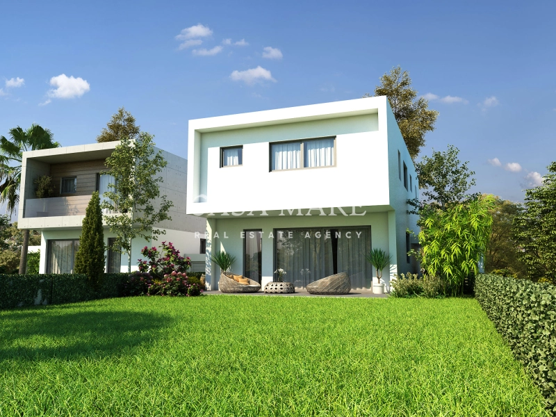 4 Bedroom House for Sale