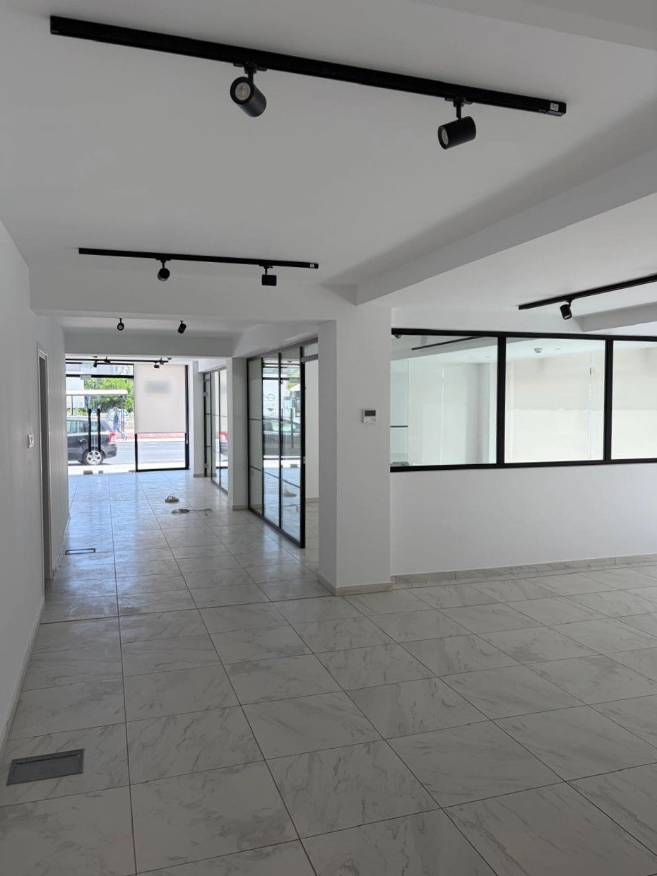 325m² Office for Rent in Limassol – Agia Zoni