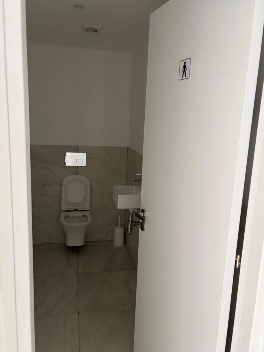 325m² Office for Rent in Limassol – Agia Zoni